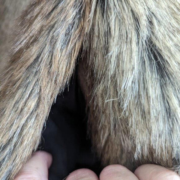 Zara Faux Fur Vest - Picture 9 of 11